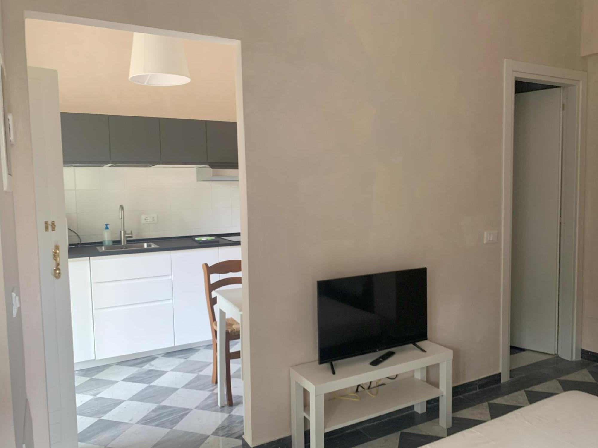 Paradisa28 - Amalfi - Zona Ospedale Cisanello Πίζα Εξωτερικό φωτογραφία